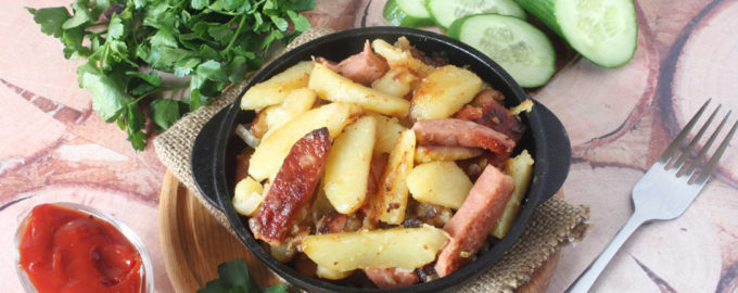фото к рецепту жареная картошка с колбасой